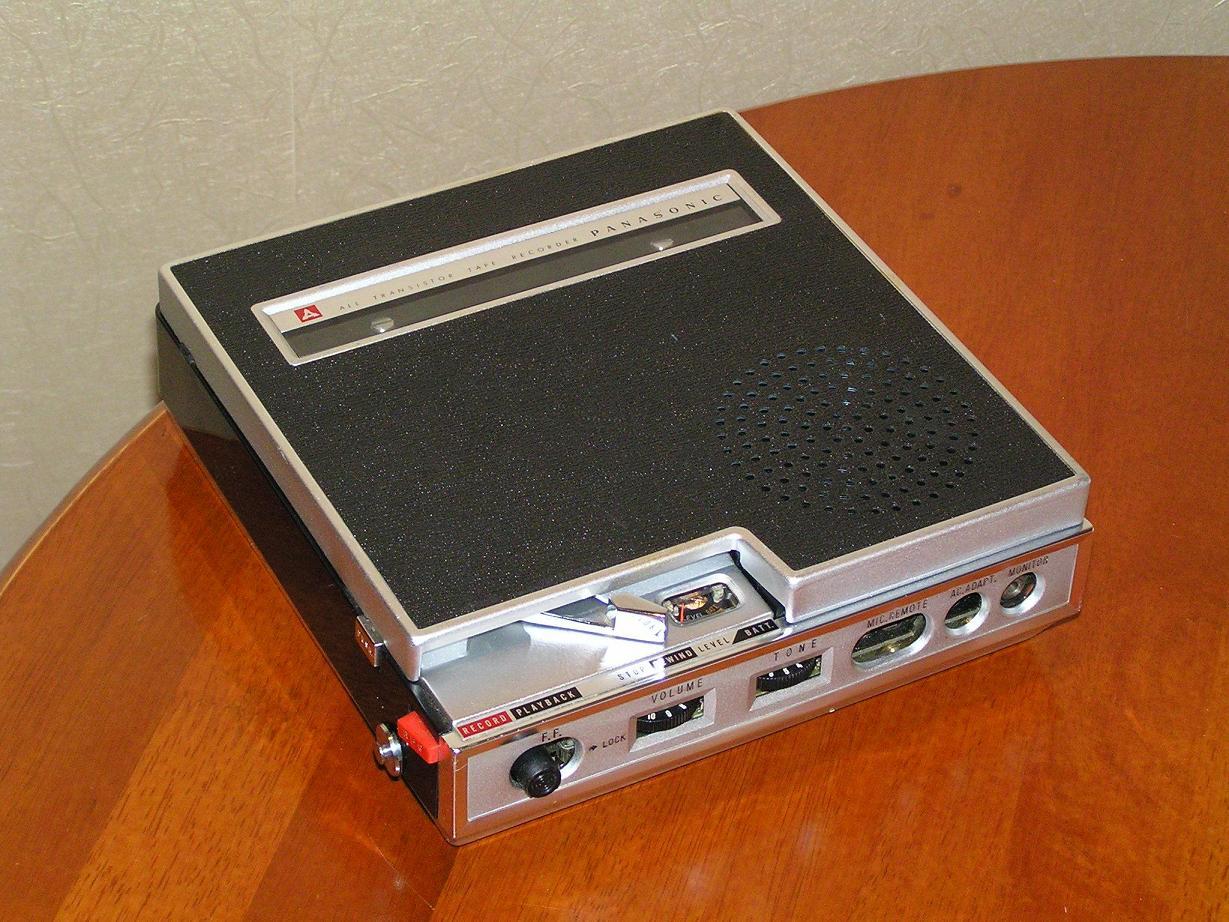 ВИНТАЖНАЯ ТЕХНИКА, Panasonic RQ-115